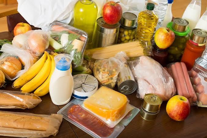 Food & Groceries